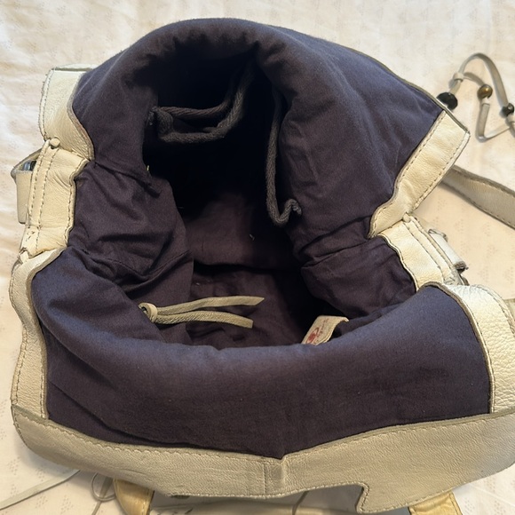 Lucky Brand Abbey Road Fold Over Messenger Bag - Picture 9 of 9